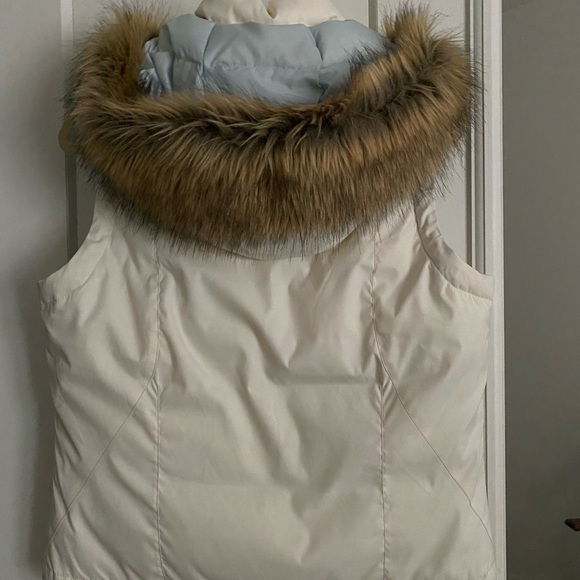 Columbia Cream Down Winter Vest - Picture 2 of 9